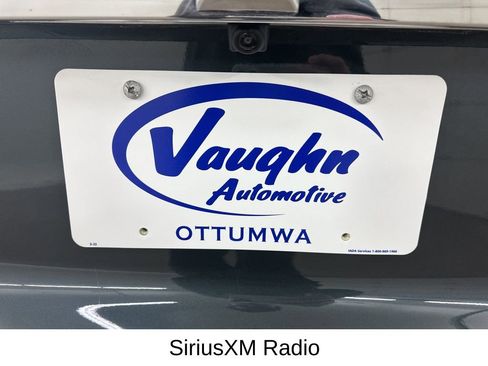 Used 2019 Chevrolet Traverse LT image 17