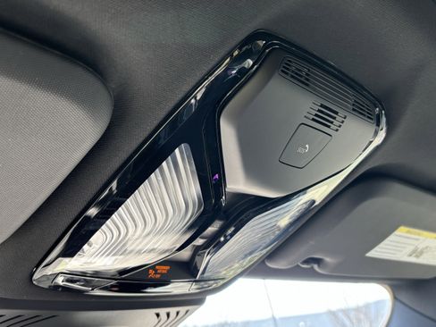 Certified 2023 BMW X3 M40i w/ Premium Package image 28