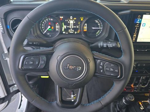 Used 2024 Jeep Wrangler Unlimited Rubicon 4xe AWD/4WD image 8