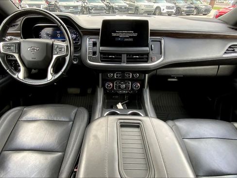 Used 2022 Chevrolet Tahoe Z71 w/ Z71 Off-Road Package image 15