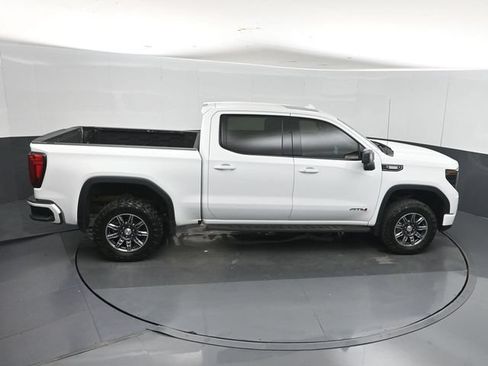 Used 2024 GMC Sierra 1500 AT4 w/ Technology Package AWD/4WD image 36