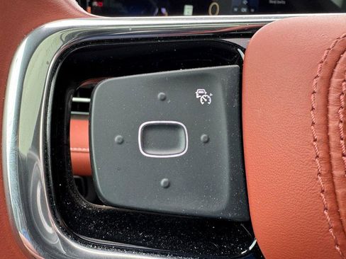 Certified 2024 Lincoln Nautilus Black Label image 18