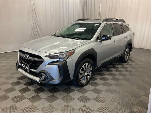 Used 2025 Subaru Outback Limited AWD/4WD image 4