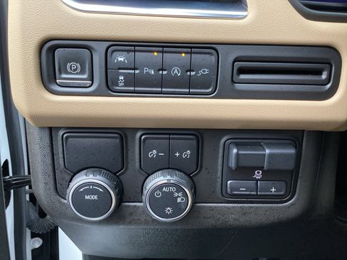 Used 2022 Chevrolet Tahoe Premier w/ Max Trailering Package image 37