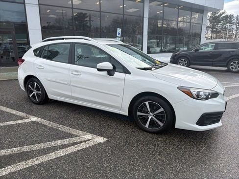 Used 2023 Subaru Impreza Premium image 13