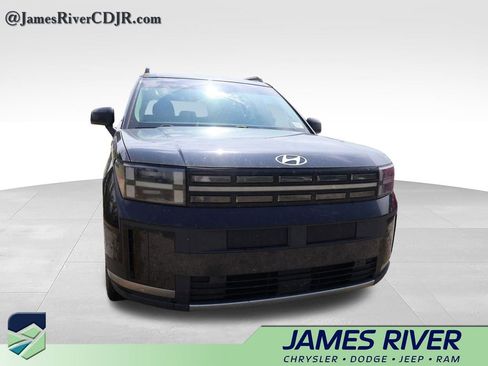 Used 2024 Hyundai Santa Fe Limited FWD image 12