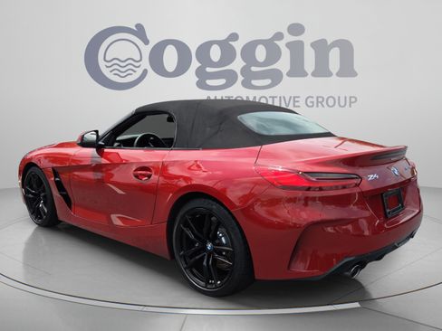 Used 2020 BMW Z4 sDrive30i w/ Premium Package RWD image 3