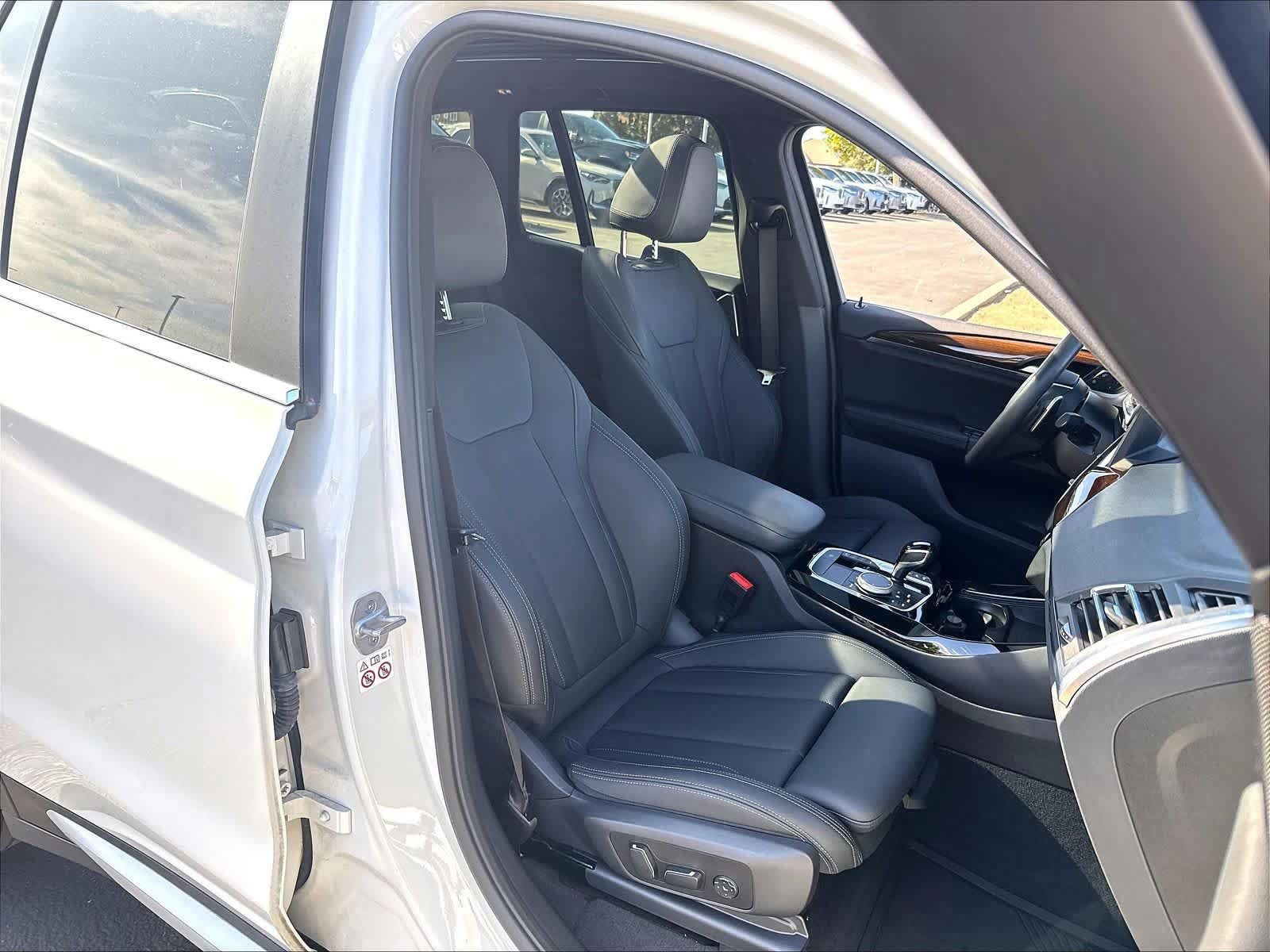 Used 2024 BMW X3 xDrive30i w/ Premium Package w/ZPA AWD/4WD image 30