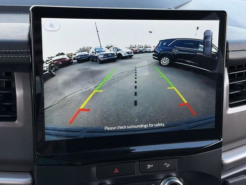 Used 2022 Ford Expedition Max XLT image 16