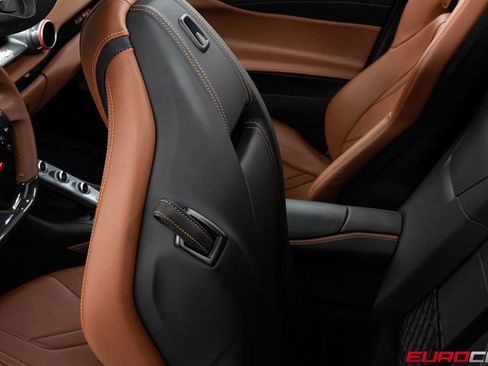Used 2022 Ferrari 812 GTS RWD image 43