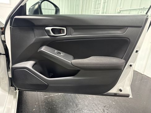 Used 2024 Honda Civic Sport image 11