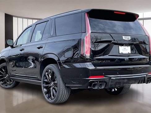 New 2026 Cadillac Escalade V image 3