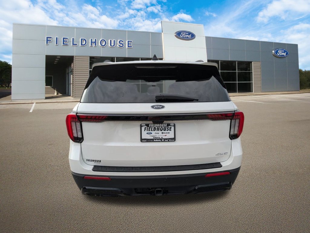 Used 2025 Ford Explorer ST-Line w/ ST-Line Street Pack AWD/4WD image 13