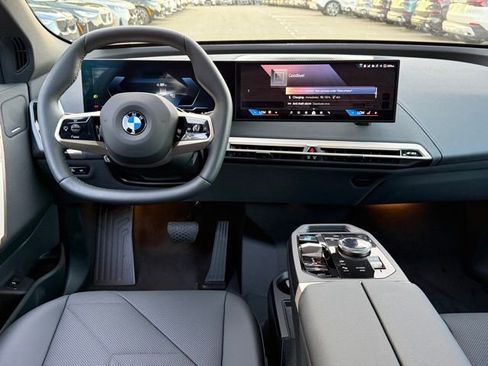 New 2026 BMW iX xDrive45 AWD/4WD image 25