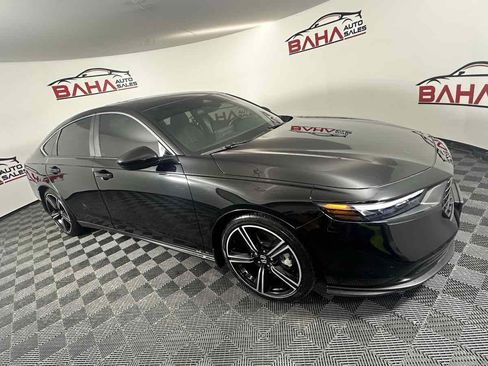Used 2025 Honda Accord Sport image 11