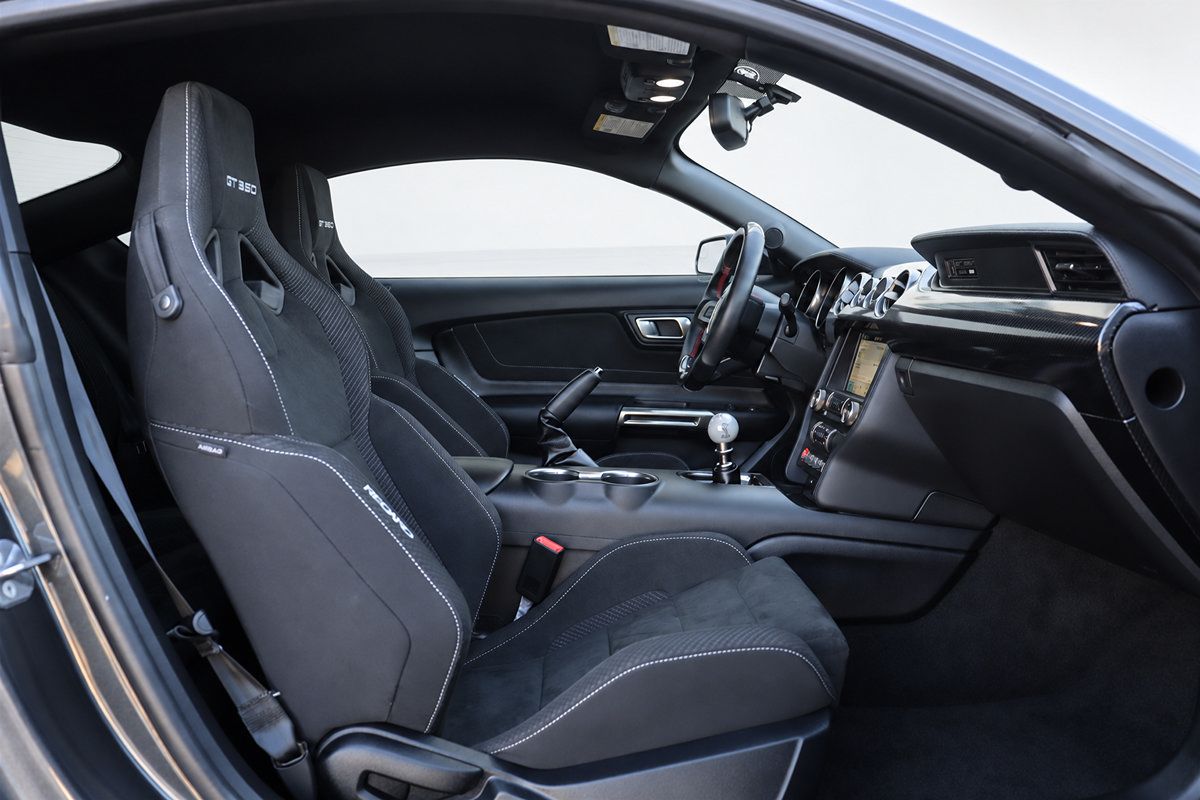 Used 2018 Ford Mustang Shelby GT350 w/ Electronics Package RWD image 14
