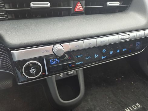 Used 2024 Hyundai Ioniq 5 SEL RWD image 19