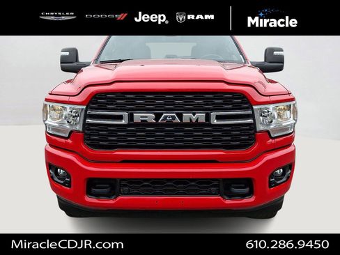 Used 2024 RAM 2500 Big Horn w/ Sport Appearance Package AWD/4WD image 2