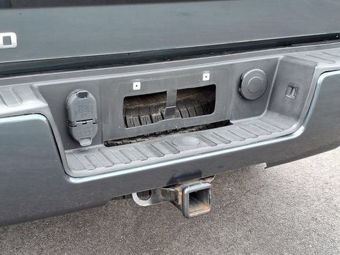 Used 2018 Chevrolet Silverado 1500 LT w/ All Star Edition AWD/4WD image 10