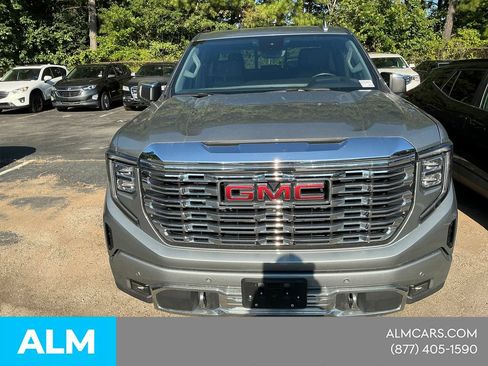 Used 2023 GMC Sierra 1500 Denali w/ Denali Reserve Package AWD/4WD image 2