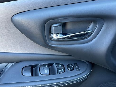 Used 2021 Nissan Murano SV w/ Cargo Package image 11