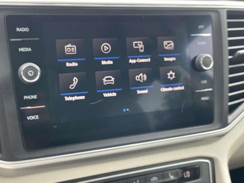 Used 2019 Volkswagen Atlas SE FWD image 26