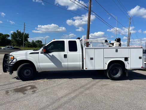 Used 2012 Ford F350 XL w/ PWR Equipment Group RWD image 4