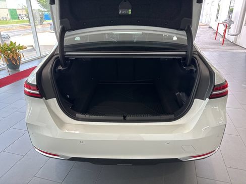 New 2027 BMW 530i xDrive w/ Premium Package AWD/4WD image 9