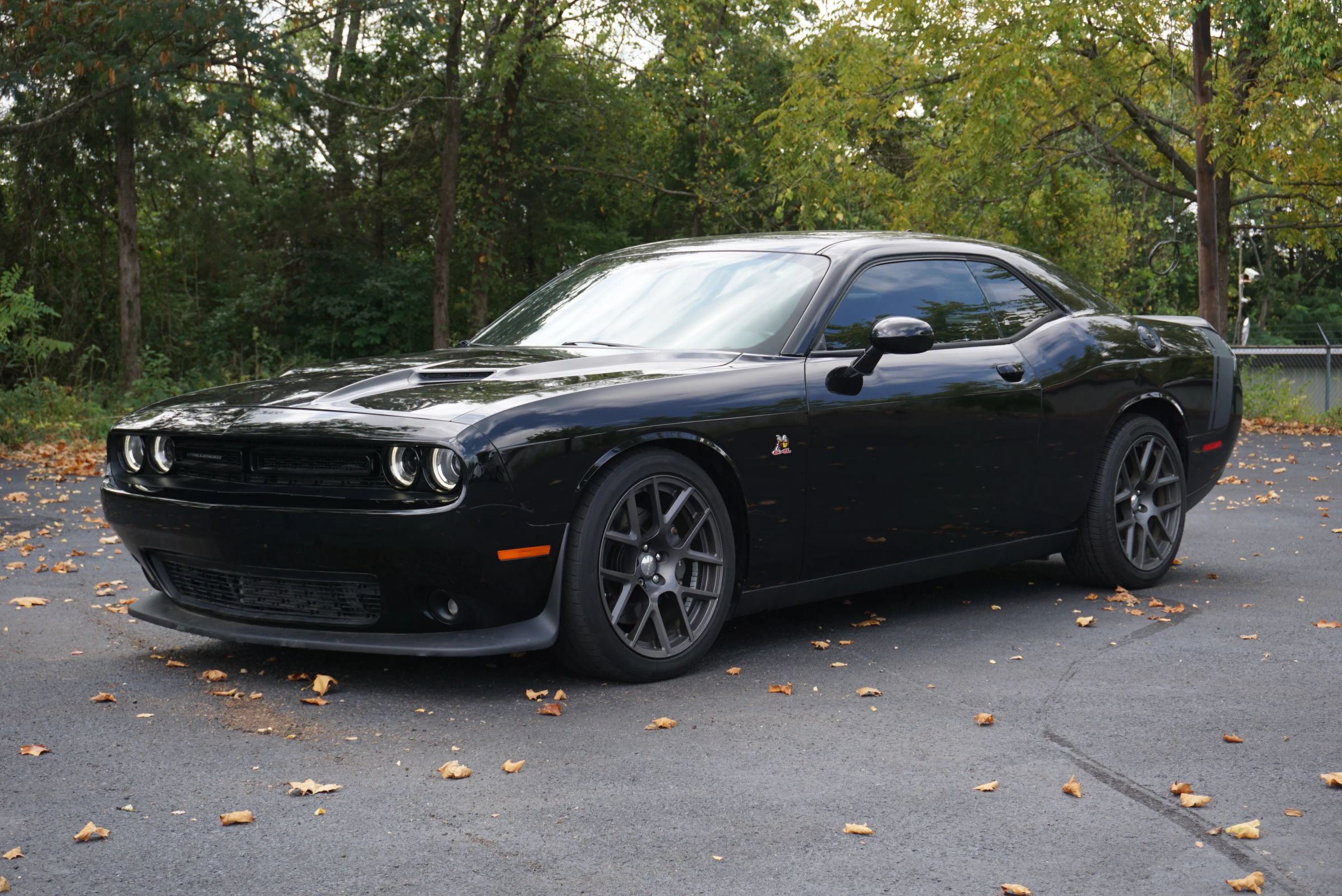 Used 2016 Dodge Challenger R/T Scat Pack w/ Leather Interior Group RWD image 1
