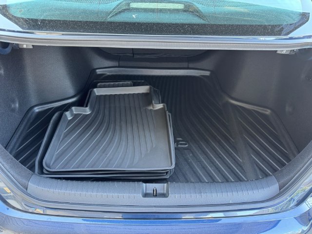 Used 2025 Honda Accord Touring image 13