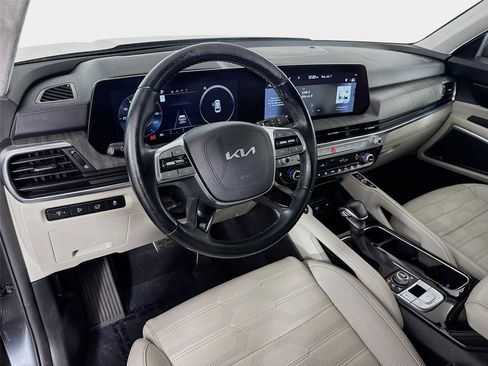 Certified 2024 Kia Telluride SX Prestige AWD/4WD image 9