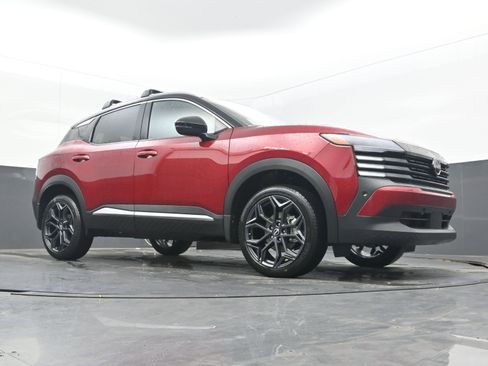 New 2026 Nissan Kicks SR image 22