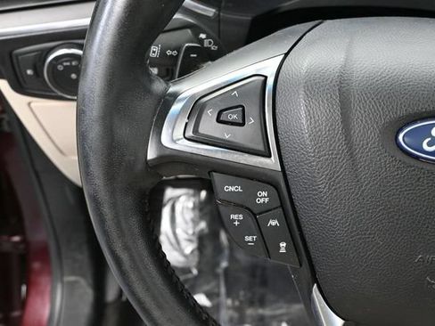 Used 2021 Ford Edge Titanium w/ Equipment Group 301A AWD/4WD image 28