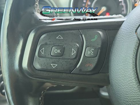 Used 2023 Jeep Gladiator Sport S image 24