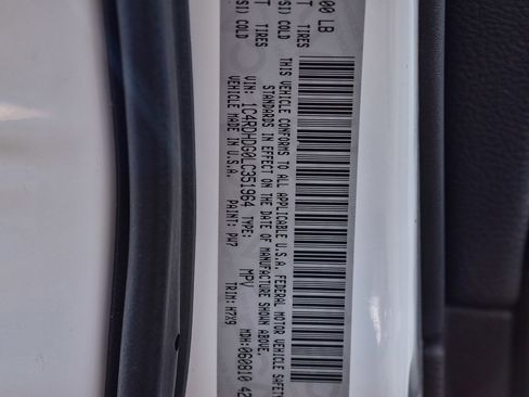 Used 2020 Dodge Durango GT w/ Blacktop Package image 25