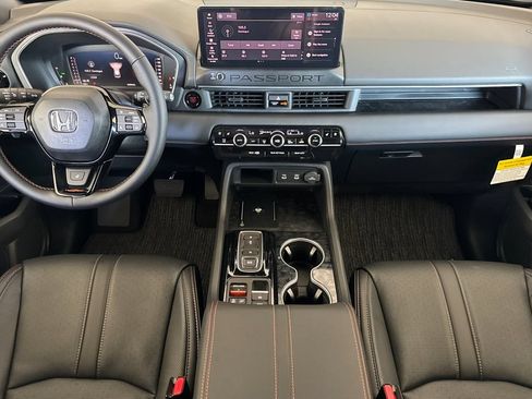 Used 2026 Honda Passport TrailSport Elite image 4