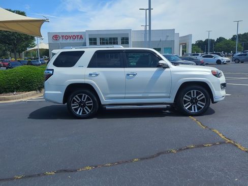 Used 2023 Toyota 4Runner Limited AWD/4WD image 4