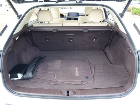 Used 2020 Lexus RX 450h AWD w/ Premium Package image 36