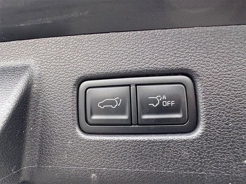 Used 2024 Kia Telluride SX image 11