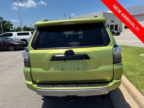 Used 2023 Toyota 4Runner TRD Off-Road Premium w/ Off Road Premium Plus Package AWD/4WD image 5