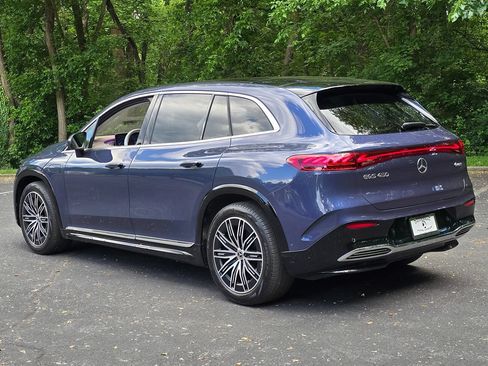 Used 2023 Mercedes-Benz EQS 450+ 4MATIC SUV w/ AMG Line Exterior Package image 4