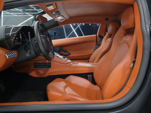 Used 2017 Lamborghini Aventador LP 700-4 image 21