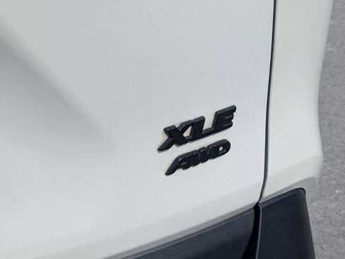 Used 2021 Toyota RAV4 XLE Premium AWD/4WD image 23