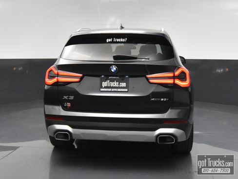 Used 2022 BMW X3 xDrive30i w/ Convenience Package AWD/4WD image 6