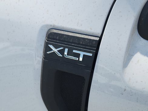 New 2025 Ford Maverick XLT w/ Equipment Group 302A image 17