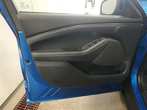 Used 2025 Ford Mustang Mach-E Select AWD/4WD image 5