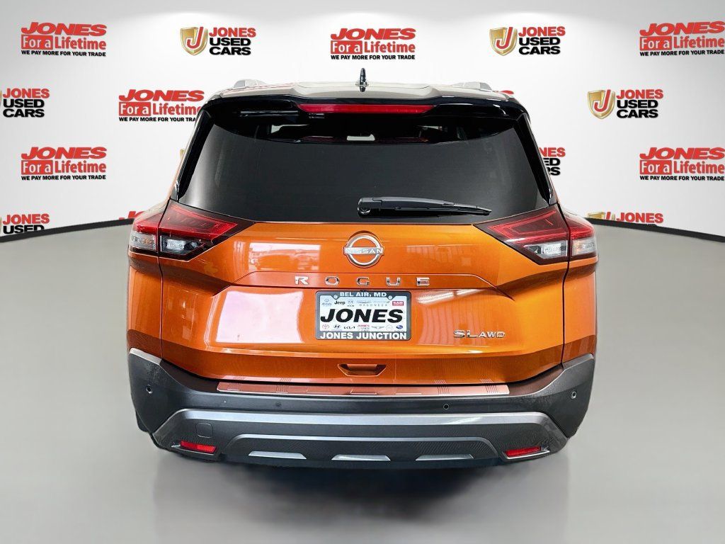 Certified 2023 Nissan Rogue SL w/ SL Premium Package AWD/4WD image 17