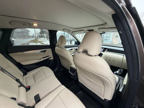 Used 2019 INFINITI QX50 Essential w/ Premium Heat Package image 15