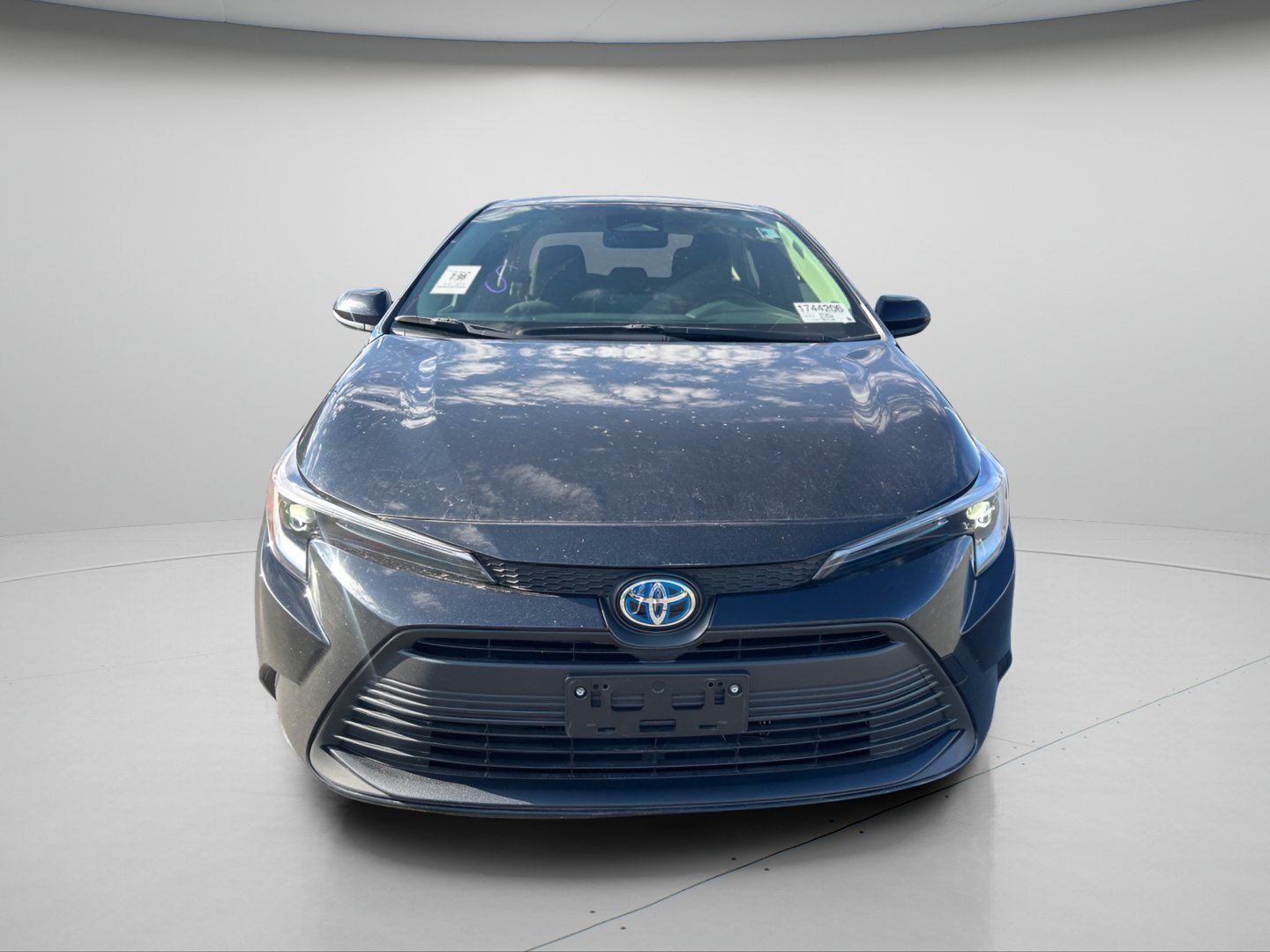 Used 2024 Toyota Corolla LE FWD image 4