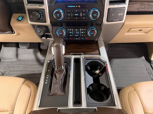 Used 2020 Ford F150 Lariat AWD/4WD image 21